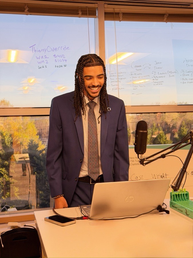 Luxuriate Management team culture